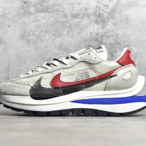 Nike x Sacai VaporWaffle 3.0 White Red Blue Retro Running Sneakers
