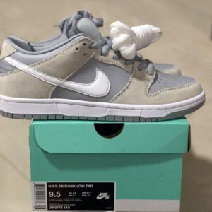 Nike SB Dunk Low "Wolf Grey" / "Arctic Fox"