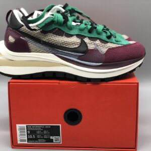 Nike VaporWaffle x sacai "Villain Red" / "Purple Green"