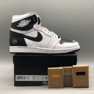 AJ1 x UNION Black White High II7282-100
