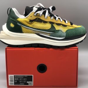 Nike VaporWaffle x sacai "Tour Yellow"