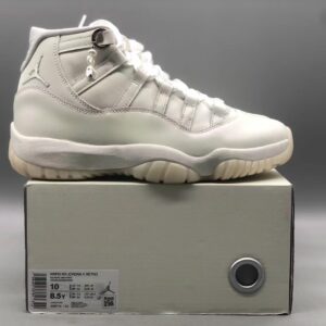 Air Jordan 11 Retro "Pearl"