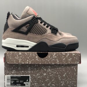 Air Jordan 4 Retro "Taupe Haze"