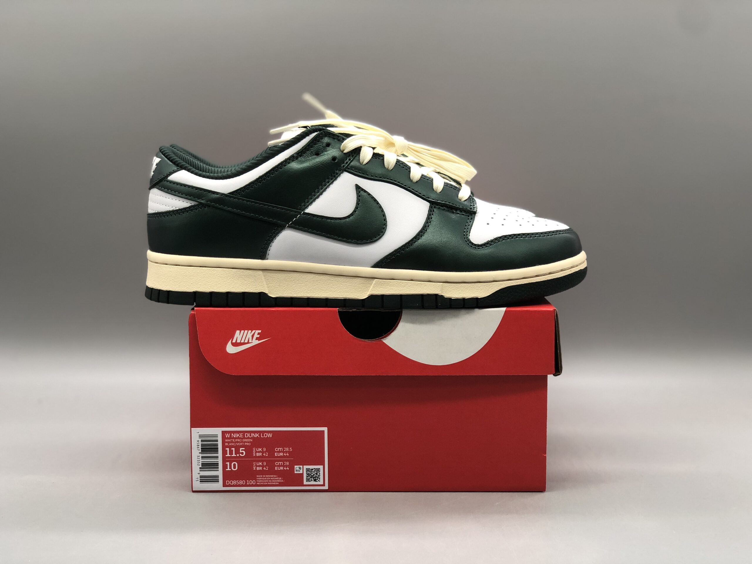 Nike Dunk Low Vintage Panda Casual Skate Shoes